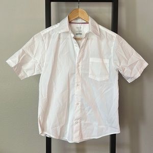Boys white short sleeve shirt